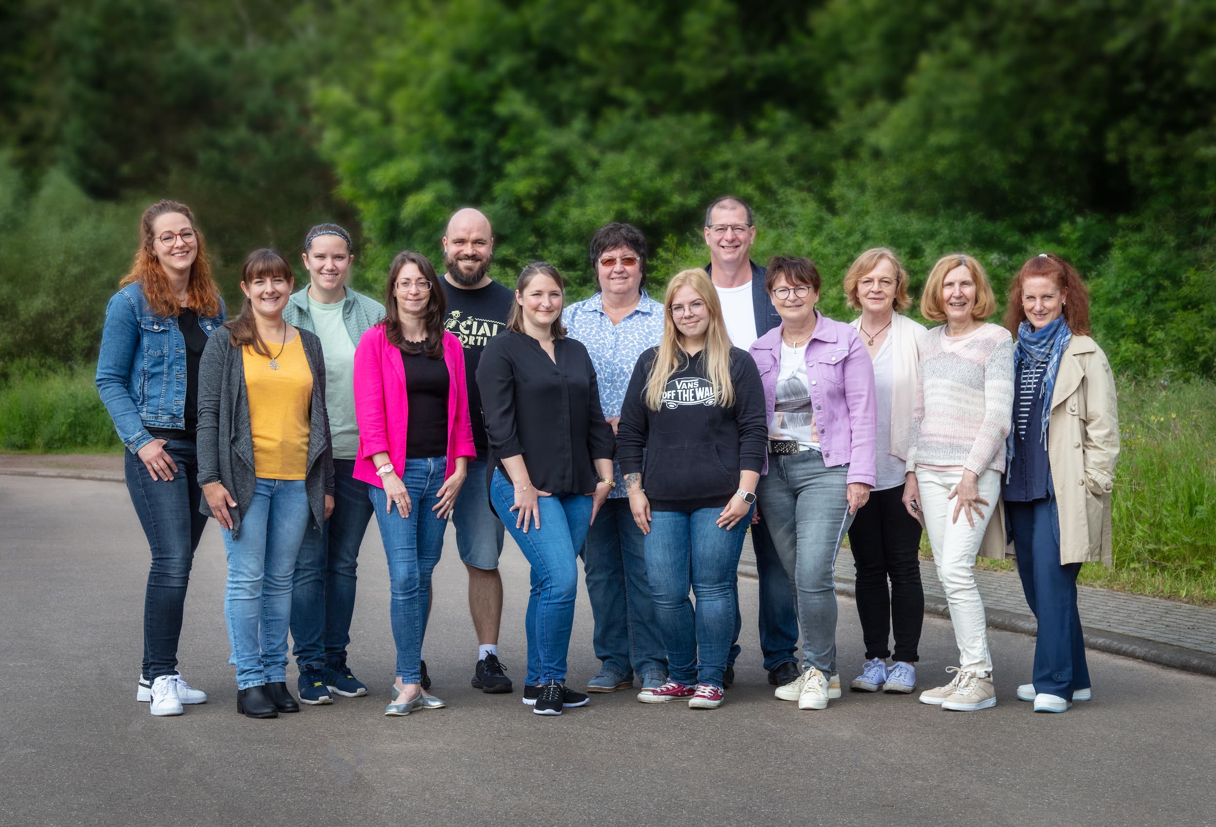 0D7A3427-fin Gruppe von Menschen, Vorstand Verein Lebenshilfe Neunkirchen e.V.