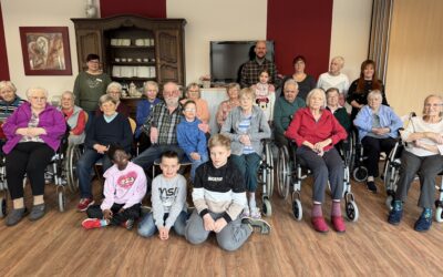 „Zwei Generationen – ein Lächeln“