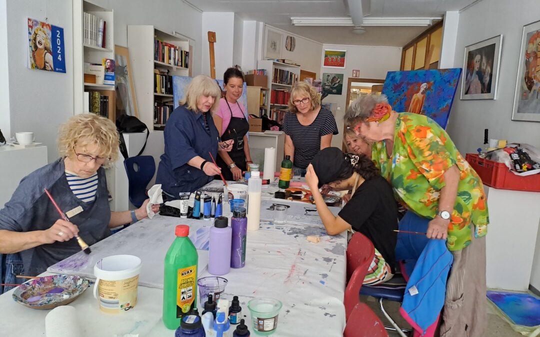 Die Galerie Farbtupfer öffnet sich weiter nach außen